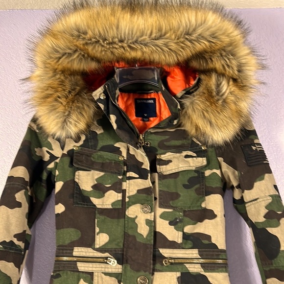 True Religion Jacket w/ Removable Hood (M/L) - Picture 9 of 9